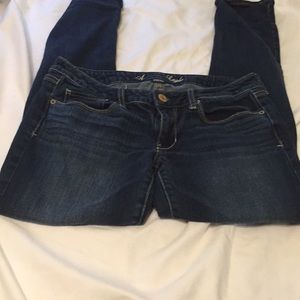 American Eagle skinny jeans.💕💕
